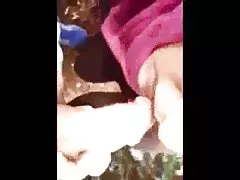 נער בלונדינית מושכת ומלטפת את הזין סקס חינם לצפייה