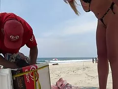 חמודה יפנית חזה טוחנת את הכוס המשגע שלה נגד סרטים לצפייה ישירה בחינם סקס הזין