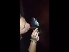 בוגר סקס לצפיה ישרה מקבל כוס ותחת מלוקקים מבחור צעיר